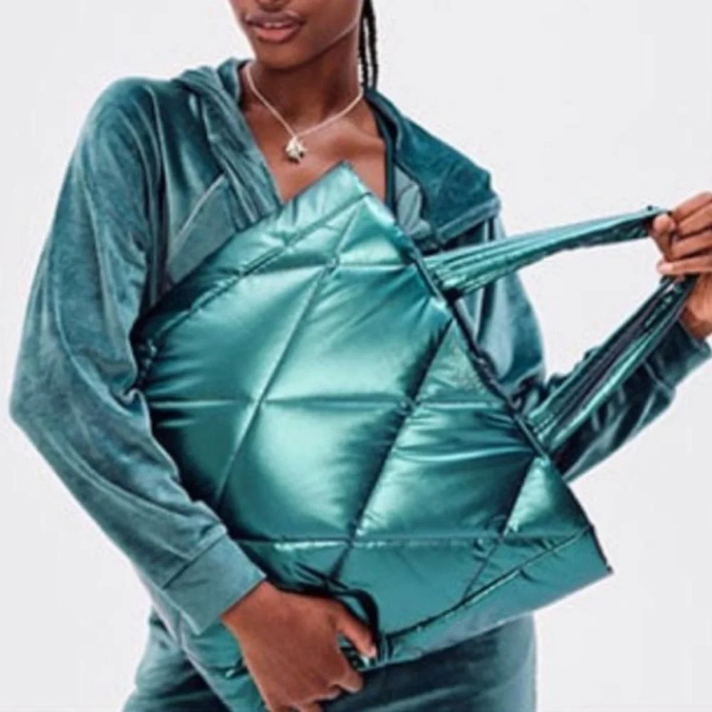 Pink VICTORIA'S SECRET Teal Metallic Quilted Puffy Shoulder Carry All Tote Bag​​